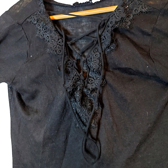 Molly Bracken Lace Ruffles Drawstring Tee size XS - Picture 2 of 6